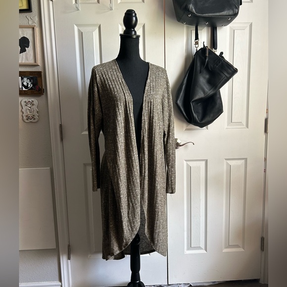 french laundry sage green minimalist lightweight open front duster cardigan - Picture 6 of 6